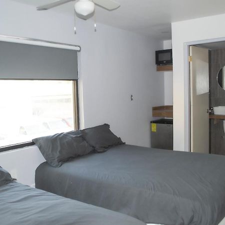 Apartamentos Ambassador Тихуана Екстериор снимка
