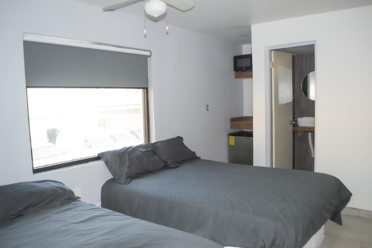 Apartamentos Ambassador Тихуана Екстериор снимка