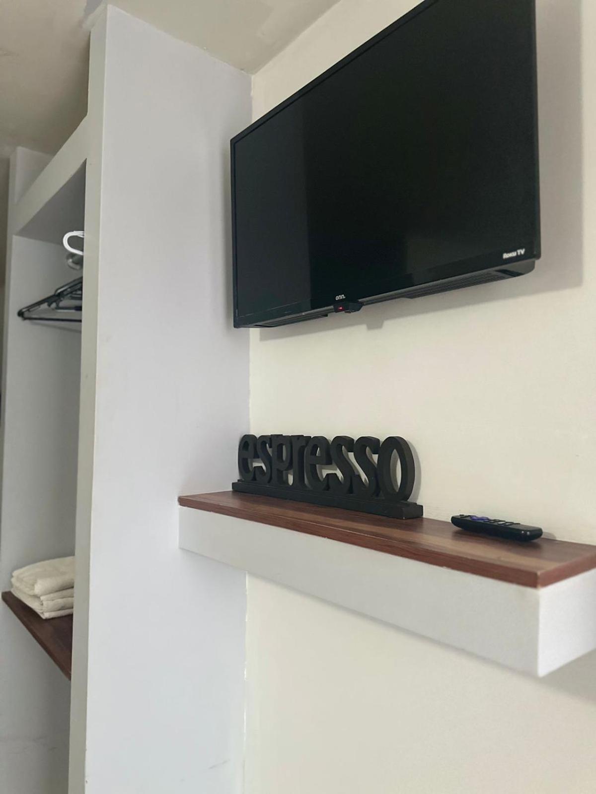 Apartamentos Ambassador Тихуана Екстериор снимка